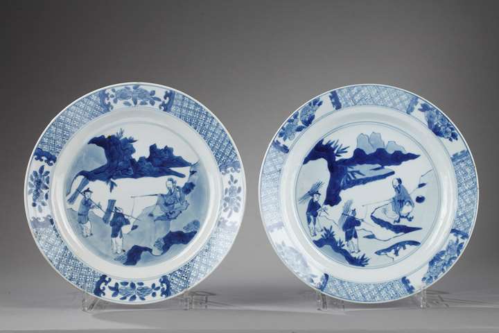 Pair of plates porcelain blue and white